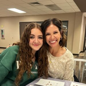 Meet your Posher, Malinda